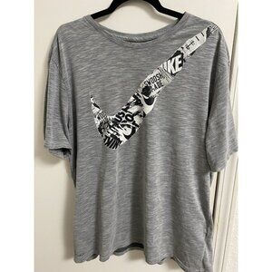 Vintage Nike Dri-FIT Graphic Tee XXL Gray Athletic Cut Swoosh Logo Short Sleeve